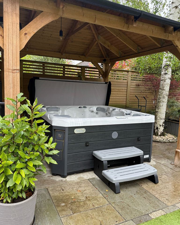 budapest-life-city-hot-tub-spa-johnsons-wellness-wellis-021