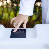 iceland-duo-cold-plunge-hot-tub-wellis-johnsons-wellness-003