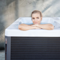 iceland-duo-cold-plunge-hot-tub-wellis-johnsons-wellness-005