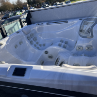 everest-hot-tub-spa-clearance-johnsons-wellness-harlow-2