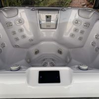 mandala-chestfield-ex-display-hot-tub-johnsons-wellness-004