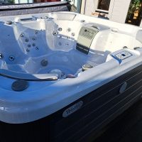 vienna-farnham-ex-display-hot-tub-johnsons-wellness-002